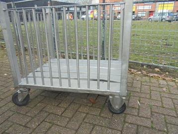 Ruif, kooi, container, opslagbak, bak, kist. RVS beschikbaar voor biedingen