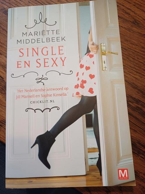 Mariëtte Middelbeek - Single en sexy, Boeken, Literatuur, Zo goed als nieuw, Nederland, Ophalen of Verzenden