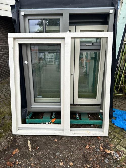 Hardhouten dakkapel kozijn, Doe-het-zelf en Verbouw, Kozijnen en Schuifpuien, Zo goed als nieuw, Dakkapel, Hout, 150 tot 225 cm