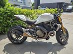 Ducati Monster 1200S Wit 19716 km, Motoren, 2 cilinders, 1198 cc, Particulier, Meer dan 35 kW