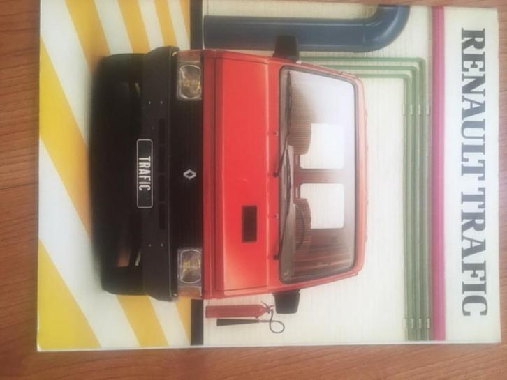 Renault Trafic fraaie originele brochure/auto folder '81, Boeken, Auto's | Folders en Tijdschriften, Renault, Ophalen of Verzenden