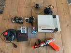 Nintendo NES 1985, Spelcomputers en Games, Spelcomputers | Nintendo NES, Ophalen, Gebruikt, Met 2 controllers, Met games