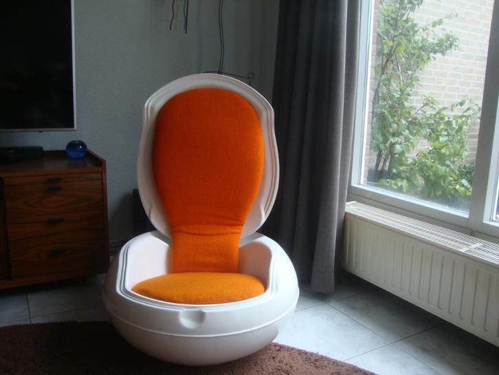 garden egg ontwerp van Peter Chyczy, Huis en Inrichting, Stoelen, Gebruikt, Eén, Leer, Ophalen
