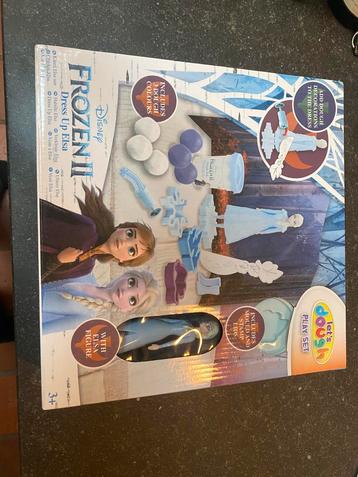 Speelklei dough Frozen ll  Elsa beschikbaar voor biedingen