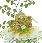 Zeer mooie goud gekleurde koets als taarttopper., Hobby en Vrije tijd, Ophalen of Verzenden, Nieuw, Versiering, Geboorte of Huwelijk