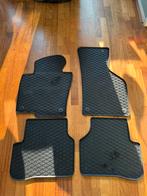 Set Rubberen matten Volkswagen B6 interieur en kofferbak., Ophalen of Verzenden, Zo goed als nieuw