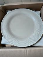 Nieuw bestek en bordenset 6 delig, Ophalen of Verzenden, Nieuw, Overige stijlen, Bord(en)