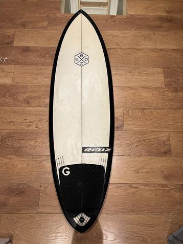 Surfboard Redz Kombat Futures 3-fin - 5'8 - 31 liter beschikbaar voor biedingen