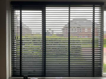 Prachtige zwarthouten lamellen > jaloezieen beschikbaar voor biedingen