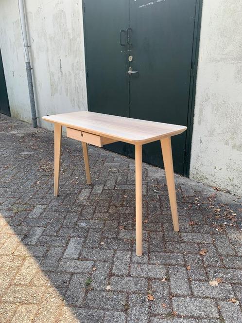 Ikea Lisabo | bureau, Huis en Inrichting, Bureaus, Gebruikt, Bureau, Ophalen