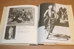 Het Einstein Plakboek — Een Unieke Kijk in Zijn Leven, Ophalen of Verzenden, Zo goed als nieuw, Natuurwetenschap
