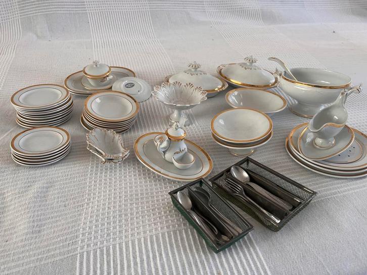 Regout kinderservies, Antiek en Kunst, Antiek | Porselein, Ophalen