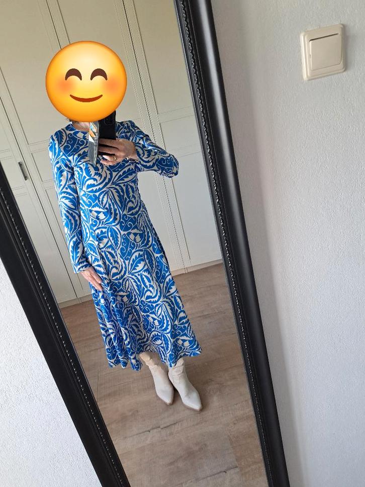 Prachtige lange jurk van Zara, maat S., Kleding | Dames, Jurken, Zo goed als nieuw, Maat 36 (S), Blauw, Onder de knie, Ophalen of Verzenden