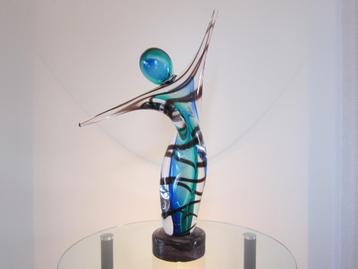 Beeld, Kristal "Moving Mind", Steninge Slott, Lars Sestervik beschikbaar voor biedingen