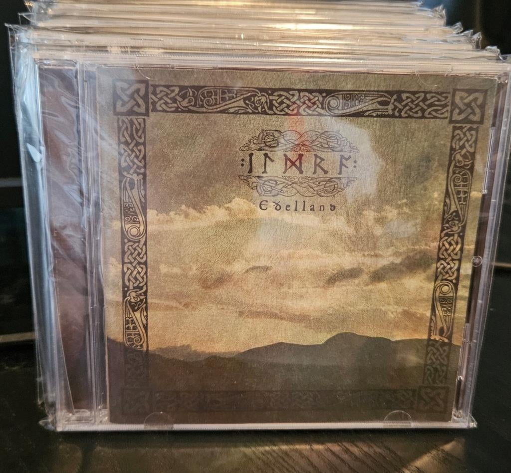 Ildra - Swa Cawad Se Eardstapa CD Nieuw, Ophalen, Nieuw in verpakking