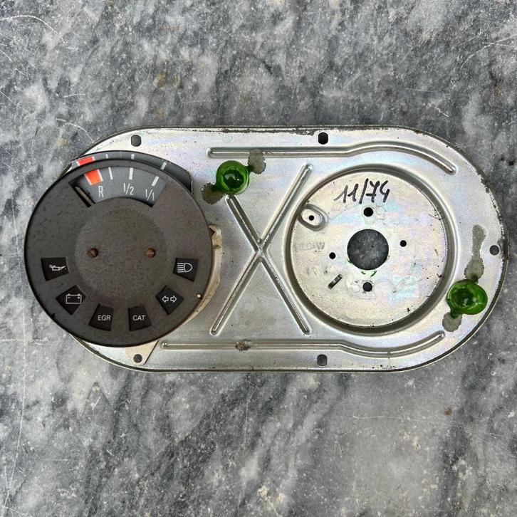 VW Bay Bus Snelheidsmeter Brandstofmeter 74-75 cluster, Auto diversen, Auto-accessoires, Gebruikt, Ophalen of Verzenden