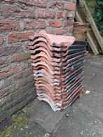 Dakpannen - 17 stuks, Doe-het-zelf en Verbouw, Dakpannen en Dakbedekking, Ophalen, Gebruikt, Steen of Klei, 15 m² of meer