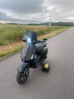 Vespa sprint 50cc notte 2019, Fietsen en Brommers, Scooters | Vespa, Ophalen, Maximaal 45 km/u, Vespa S, Zo goed als nieuw
