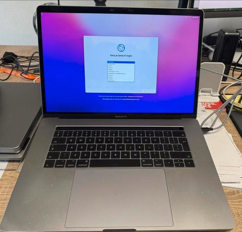 MacBook Pro Intel i7 2016, a1707, Computers en Software, Apple Macbooks, Zo goed als nieuw, MacBook Pro, 16 inch, 2 tot 3 Ghz