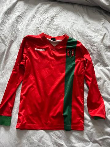 DSS Voetbalshirt Maat 140 beschikbaar voor biedingen