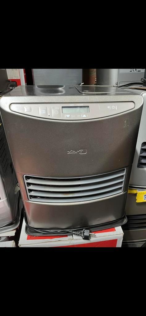 Petroleum kachel, Huis en Inrichting, Kachels, Gebruikt, Vrijstaand, Petroleumkachel, Overige brandstoffen, Ophalen