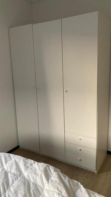 Kledingkast IKEA- Axel 150 beschikbaar voor biedingen