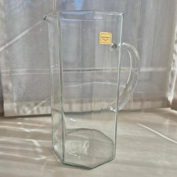 Vintage Luminarc glazen kan beschikbaar voor biedingen