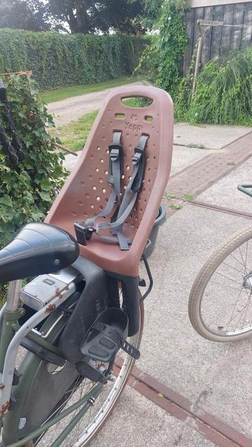 Yepp Maxi fietsstoel bruin GRATIS beschikbaar voor biedingen