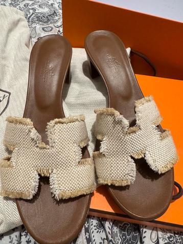 Oasis Sandalen Maat 38 - Met Doos & Dustbag beschikbaar voor biedingen