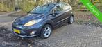 Dealer onderhouden Ford Fiesta 1.4 Titanium/ FULL OPTIONS !, Auto's, Ford, Voorwielaandrijving, Euro 5, Gebruikt, Zwart