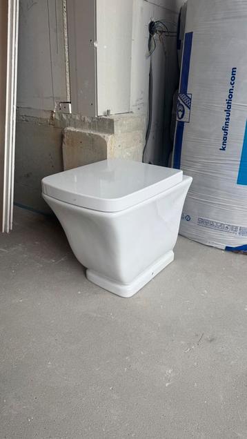 Nieuwe toiletpot (Globo Italië) – verkeerd besteld beschikbaar voor biedingen
