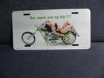 Metalen bordje met motormeisje Has anyone seen my bike, Ophalen of Verzenden, Gebruikt, Reclamebord