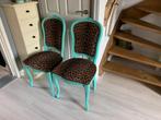 Twee eetkamerstoelen met panterprint, Huis en Inrichting, Stoelen, Ophalen of Verzenden
