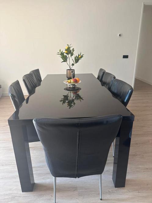 Zwart hoogglans eettafel (met 7 leren stoelen), Huis en Inrichting, Complete eetkamers, Gebruikt, 6 tot 8 stoelen, Ophalen