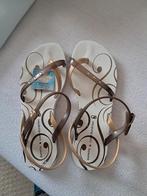 Dames sandalen  ipanema mt37kleur gebrokenwit, Ophalen of Verzenden, Zo goed als nieuw, Overige materialen