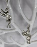 FASHION JEWELLERY ZILVERKLEURIG ENGELTJES OORBELLEN, Overige materialen, Nieuw, Ophalen of Verzenden, Knopjes of Stekers