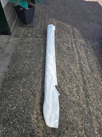 MC Louis kunstof hoekstuk NIEUW  zijskirt links achter beschikbaar voor biedingen