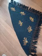 omslagdoek uit Ecuador. Kleur blauw met oranje/ gele bloeme, Kleding | Dames, Maat 46/48 (XL) of groter, Ophalen of Verzenden