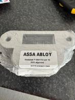 Assa Abloy rvs sluitplaten, Ophalen, Zo goed als nieuw, Rvs