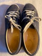 Pure dames maat 7,5 suede welness schock blauw advertenie 6, Kleding | Dames, Schoenen, Blauw, Ophalen of Verzenden, Sneakers of Gympen