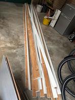 Vurenhouten latjes + plinten; gratis voor bijv kachel, Doe-het-zelf en Verbouw, Hout en Planken, Ophalen, Gebruikt, 25 tot 50 mm