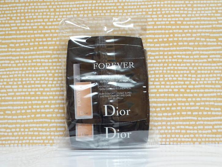 Dior Forever Foundation (20 proefjes), Sieraden, Tassen en Uiterlijk, Uiterlijk | Cosmetica en Make-up, Nieuw, Make-up, Gehele gezicht