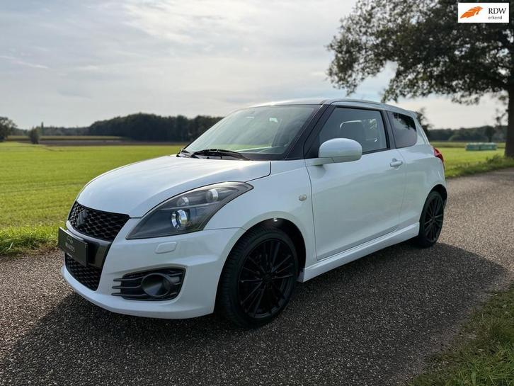 Suzuki Swift 1.6 Sport AIRCO / CRUISE CONTRL / NIEUWE APK, Auto's, Suzuki, Bedrijf, Te koop, Swift, ABS, Achteruitrijcamera, Airbags