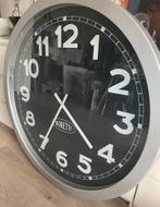 Boretti wandklok 100 cm, zwarte wijzerplaat, Ophalen, Zo goed als nieuw, Wandklok