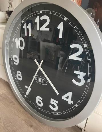 Boretti wandklok 100 cm, zwarte wijzerplaat beschikbaar voor biedingen