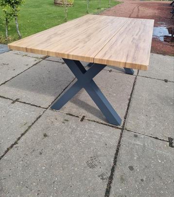 Garden impressions tafel MET EVENTUEEL 4 STOELEN Zie foto's  beschikbaar voor biedingen