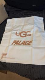 Palace x UGG x Looney Tunes Maat 44, Overige kleuren, Nieuw, Ophalen of Verzenden, Pantoffels of Sloffen