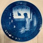 Royal Copenhagen jaarbord, Ophalen of Verzenden, Zo goed als nieuw, Porselein, Kop en/of schotel