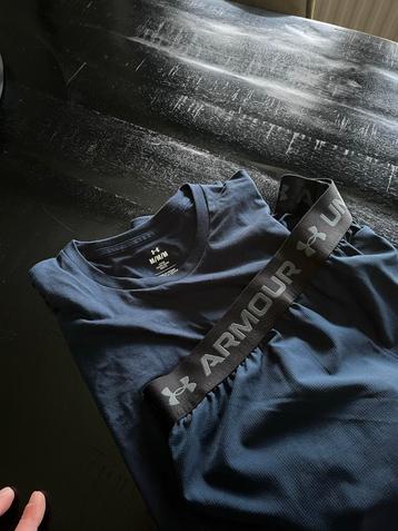 Under Armour Sportset Maat M zomerset beschikbaar voor biedingen