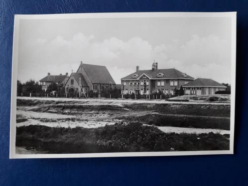 Amsterdamscheveld Kerk Pastorie Zusterhuis Emmen (B309), Verzamelen, Ansichtkaarten | Nederland, Ongelopen, Drenthe, 1940 tot 1960